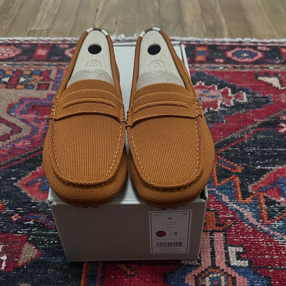 Rothys Driver Amber 8 Excellent Condition!